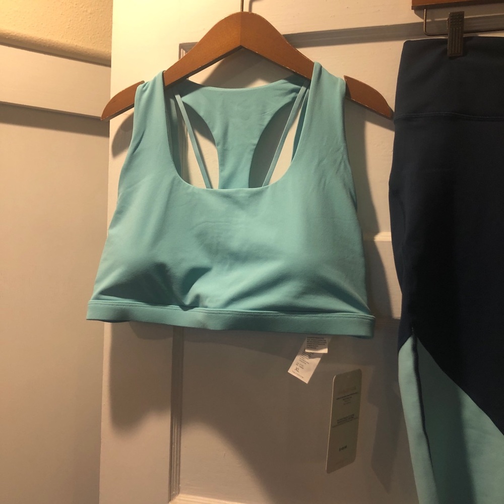 NWT Fabletics Sports Bra XL